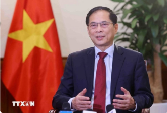 Vietnam–Laos ties thriving across all fields